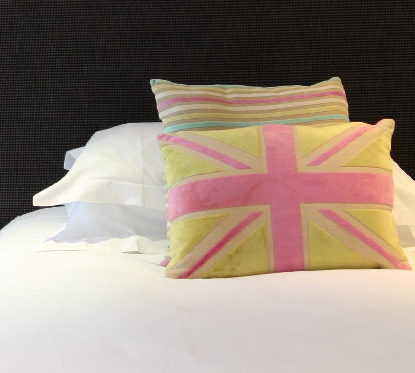 Horndon-on-the-Hill The Bell Inn Hotel חדר תמונה