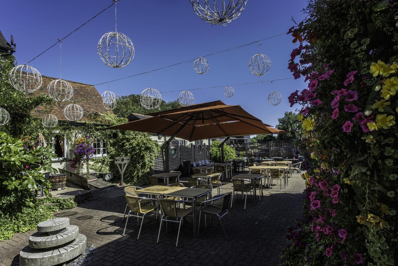 Horndon-on-the-Hill The Bell Inn Hotel מראה חיצוני תמונה