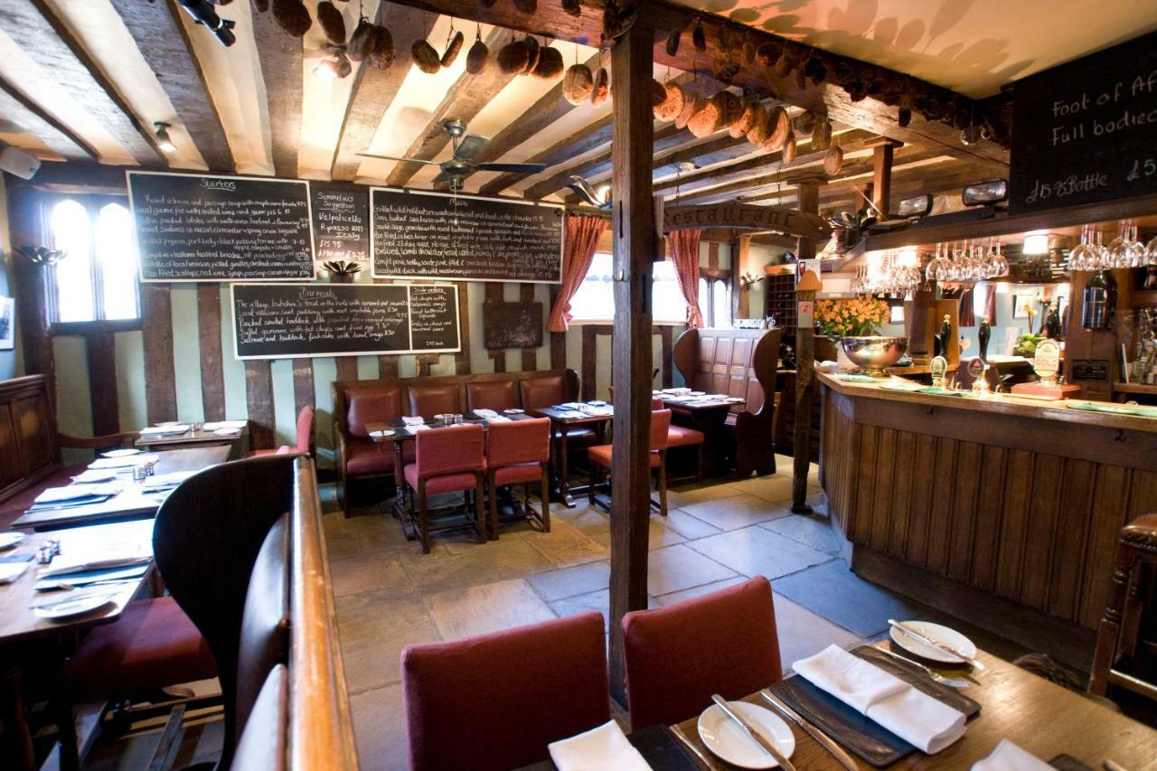 Horndon-on-the-Hill The Bell Inn Hotel מראה חיצוני תמונה